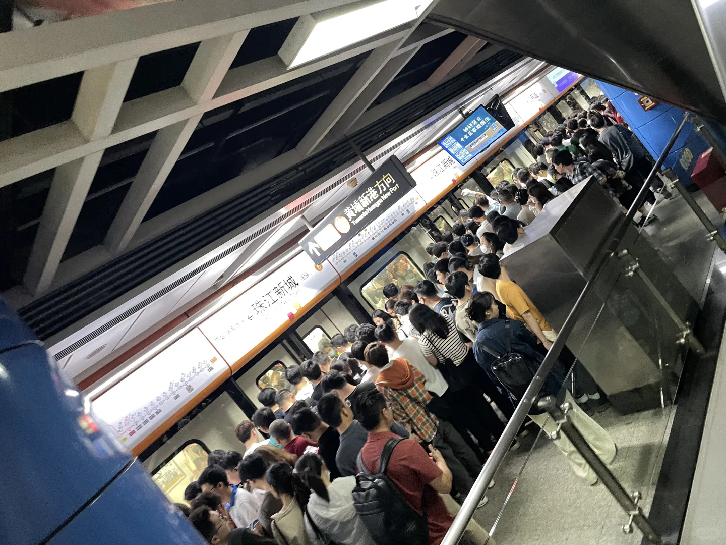 广交会Day 4，20.2J24 样品可零售