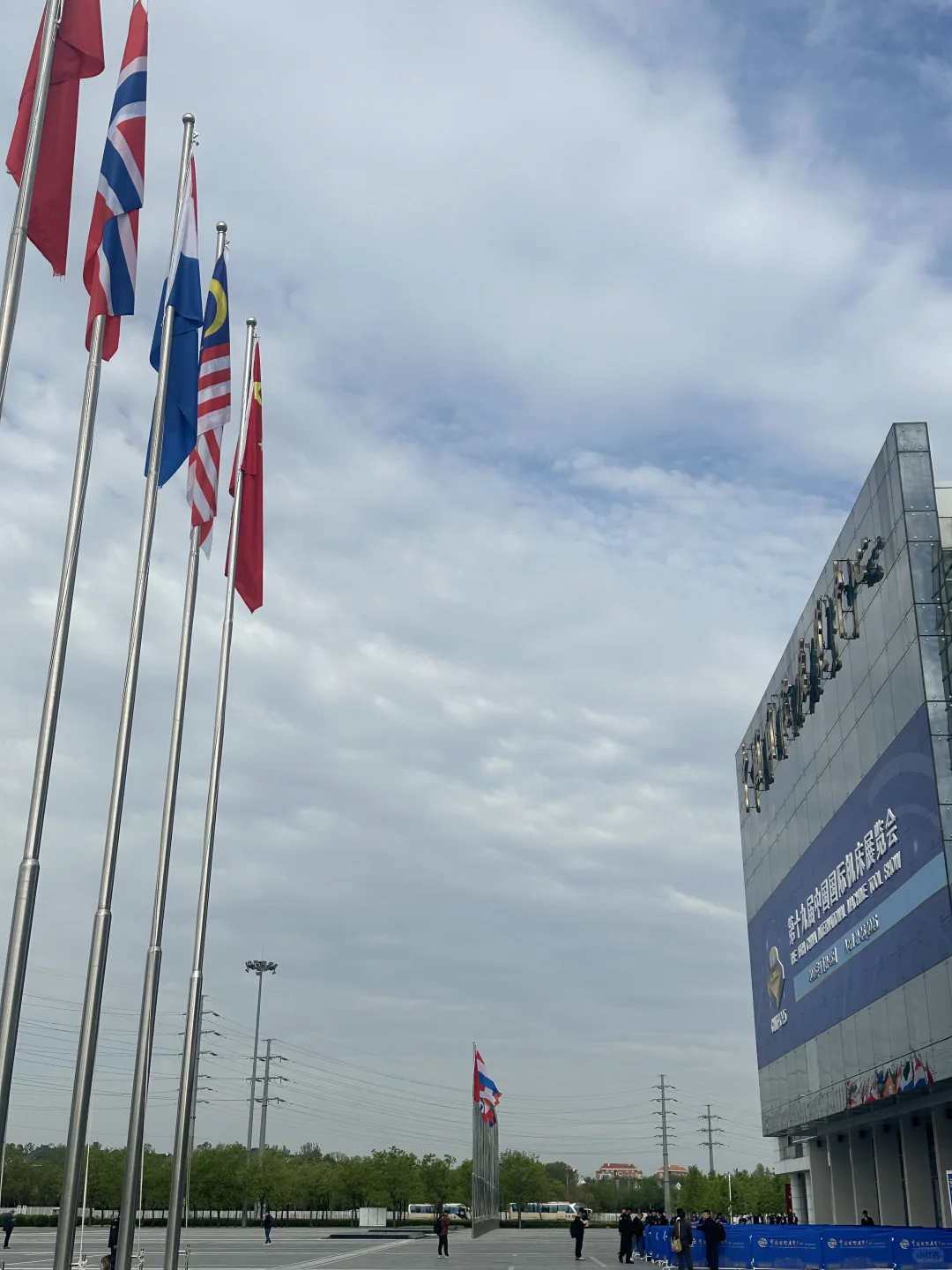 国展礼仪搬?的最后一天～