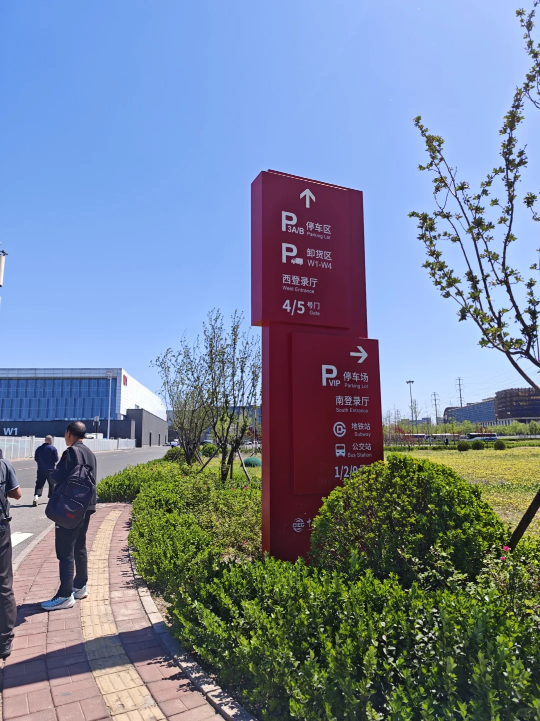 （恋与和暖暖都在e3）