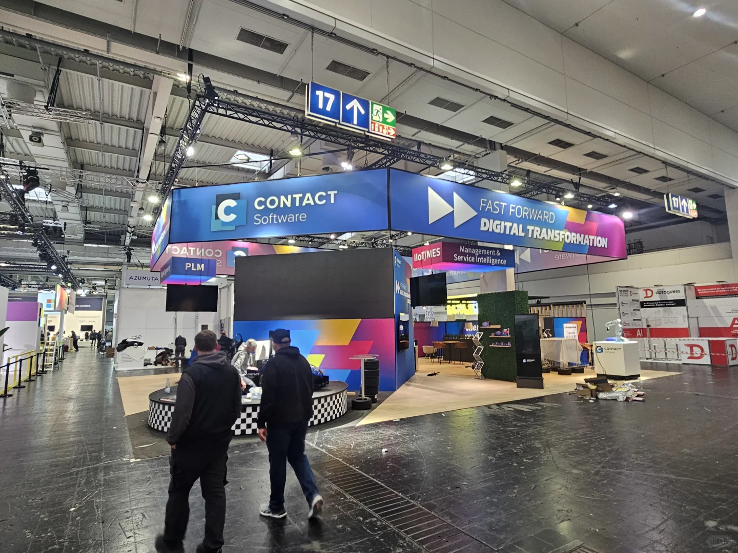 汉诺威展台搭建中，现场搭建实拍！