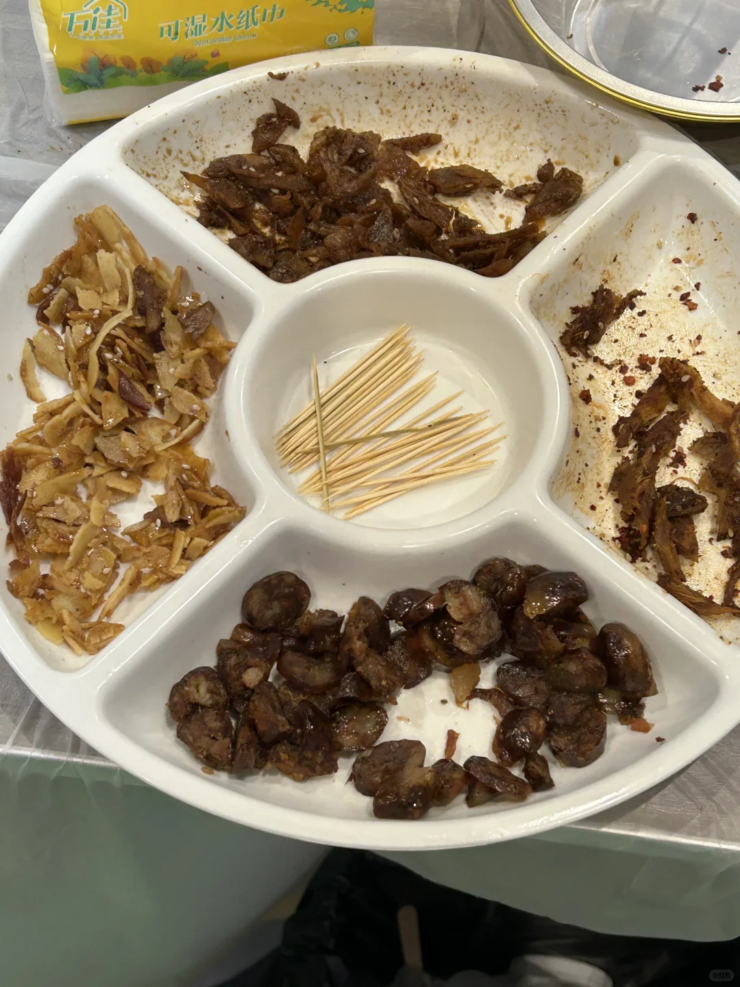 左滑带你逛食品电商博览会→