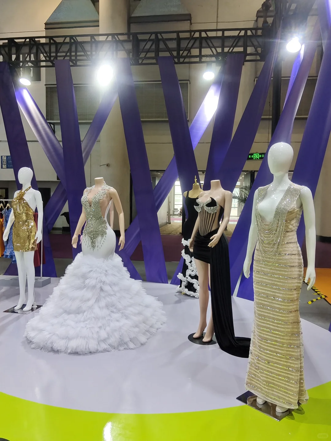 厦门国际服装博览会。