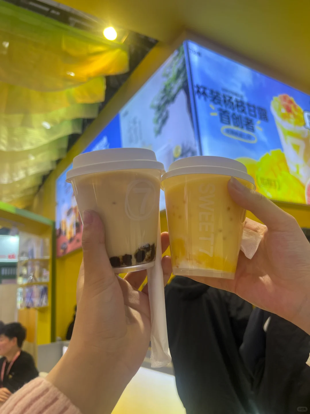 打卡上海美食展 沉浸式吃嗨一下午