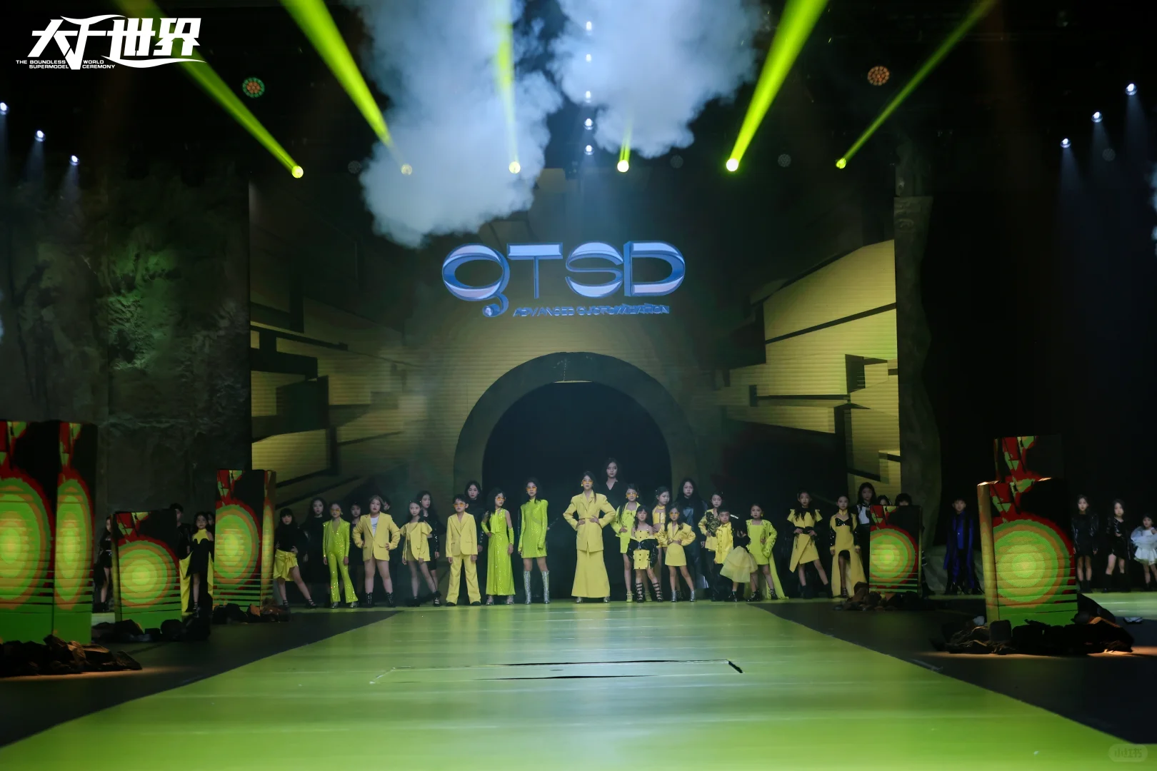南海国际会展中心-模特走秀