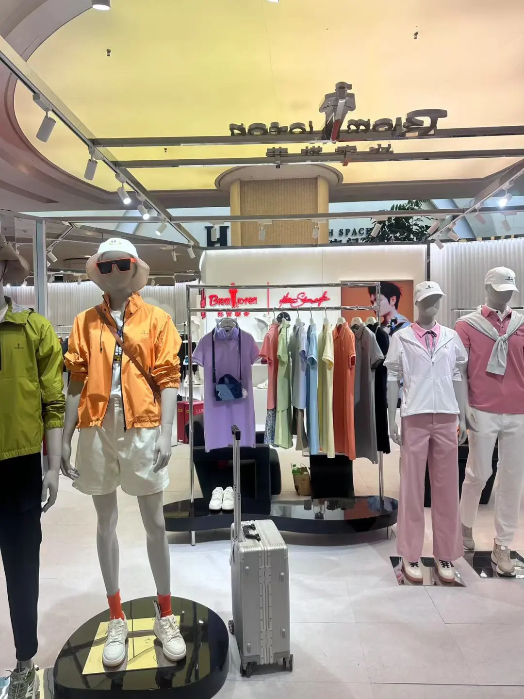 五一来哈尔滨，红博会展逛到不想走！