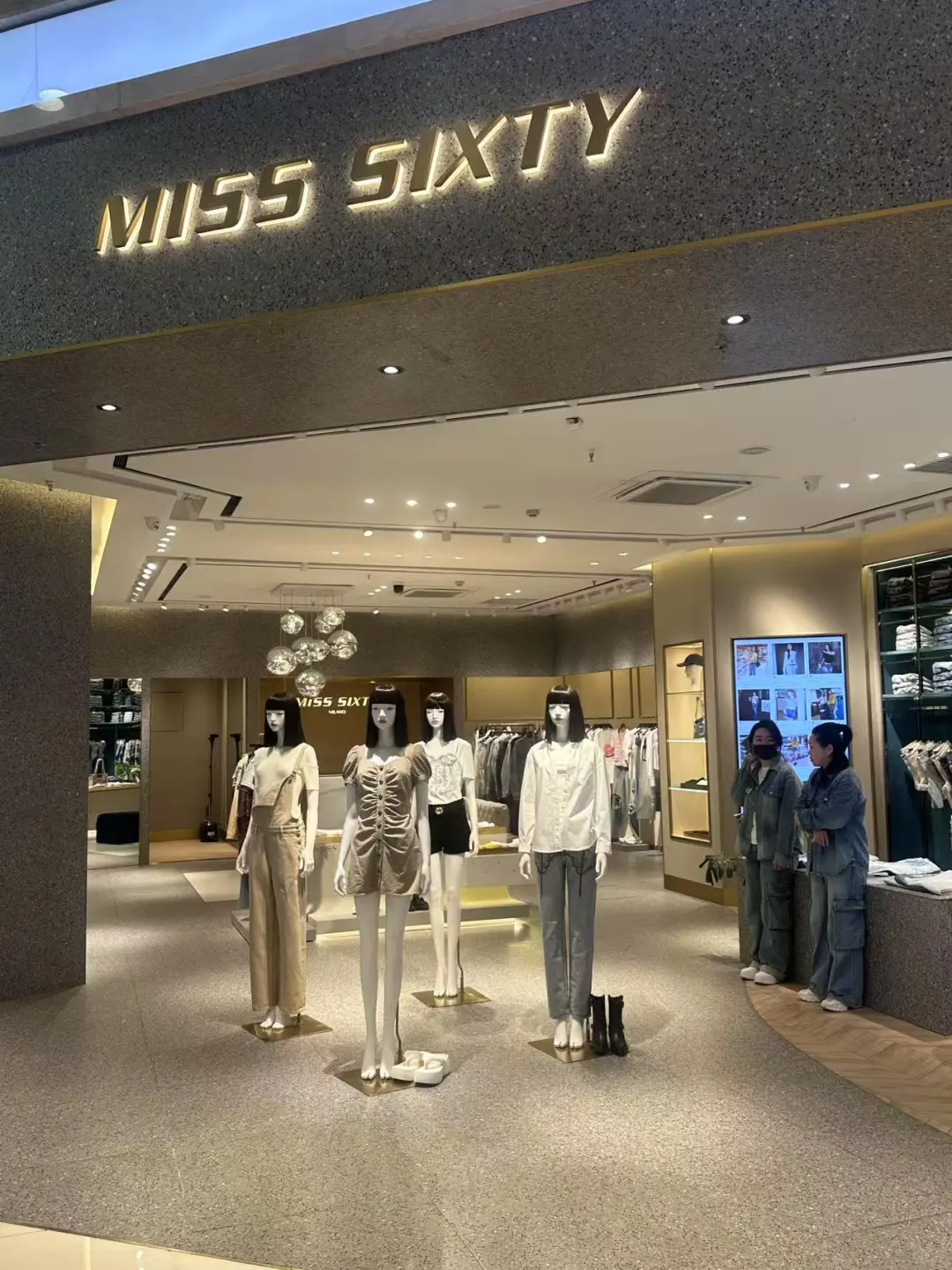 五一来哈尔滨，红博会展逛到不想走！