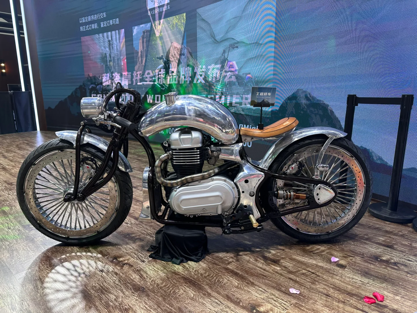 2025年北京国展摩托车会展，薅羊毛那些礼品