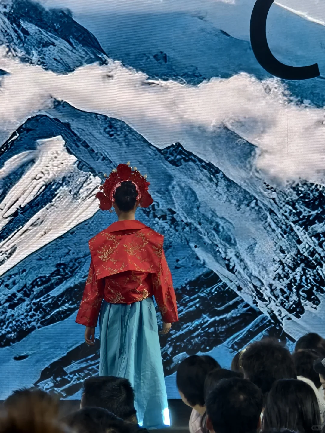 来看看饰品展会了