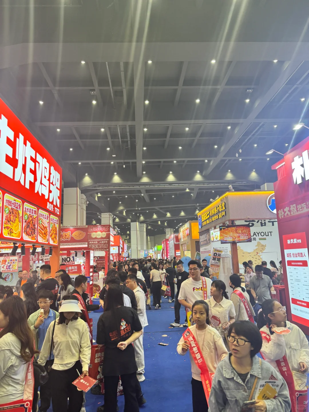 ?在郑州?100+餐饮品牌店?免费吃?