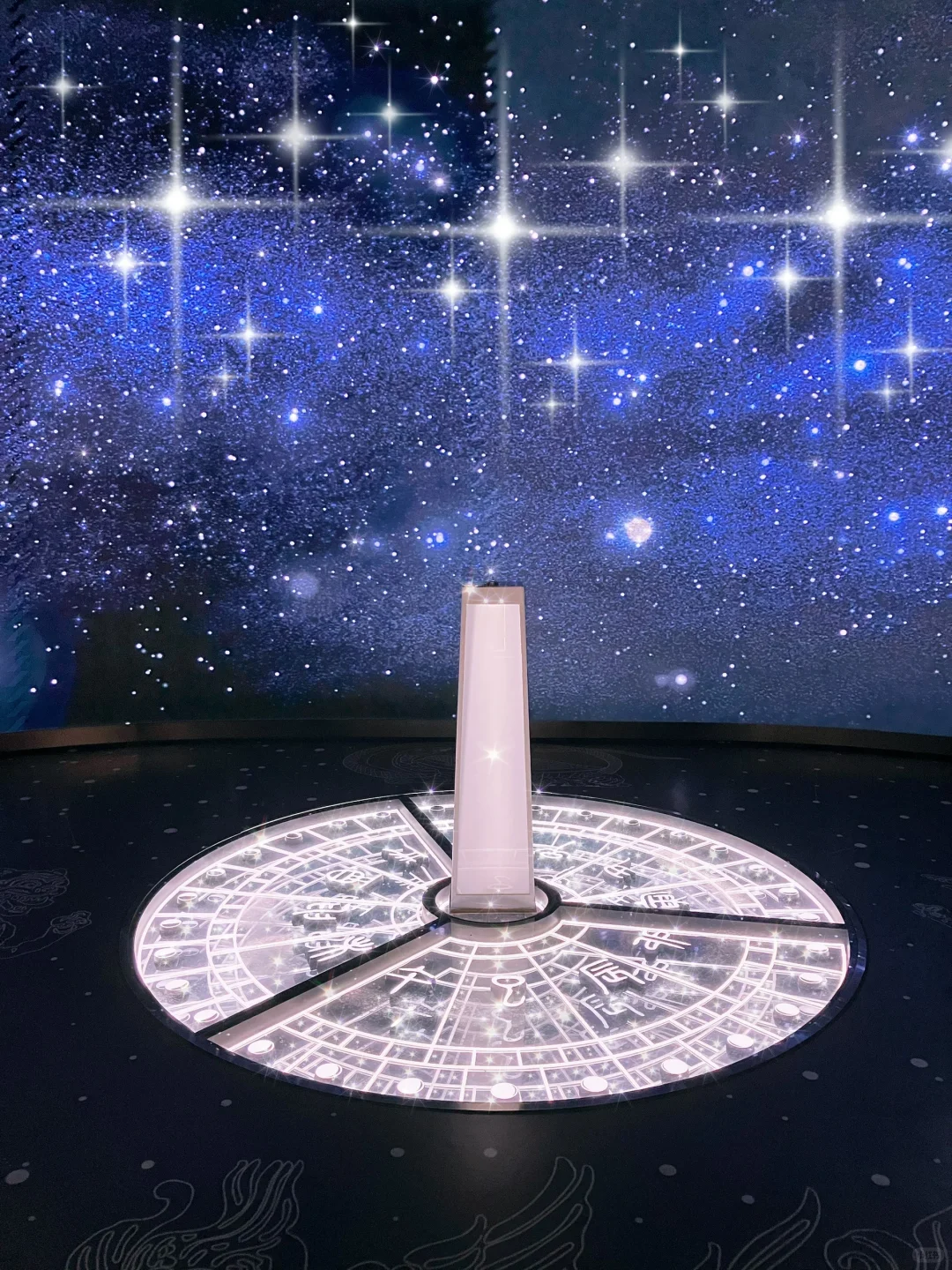 整层楼的艺术展❗️注定是不凡的人生杰作❗️