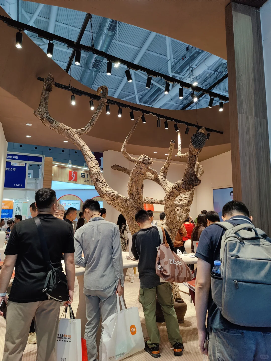 展会现场来啦，做我的客户好吗？