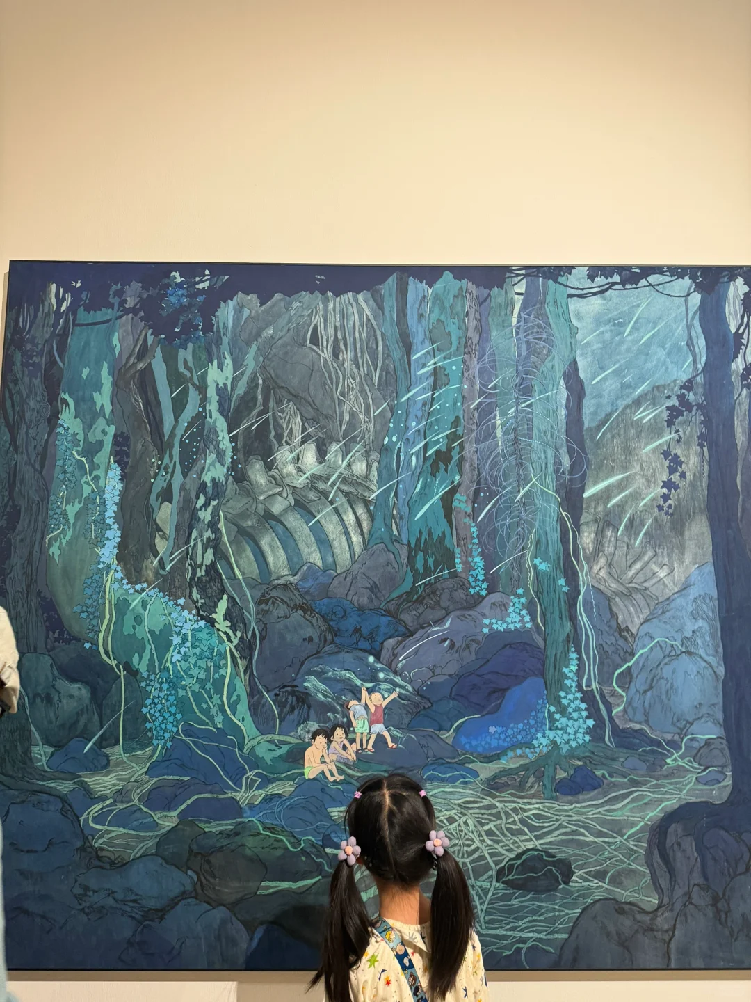 央美毕业展人好多