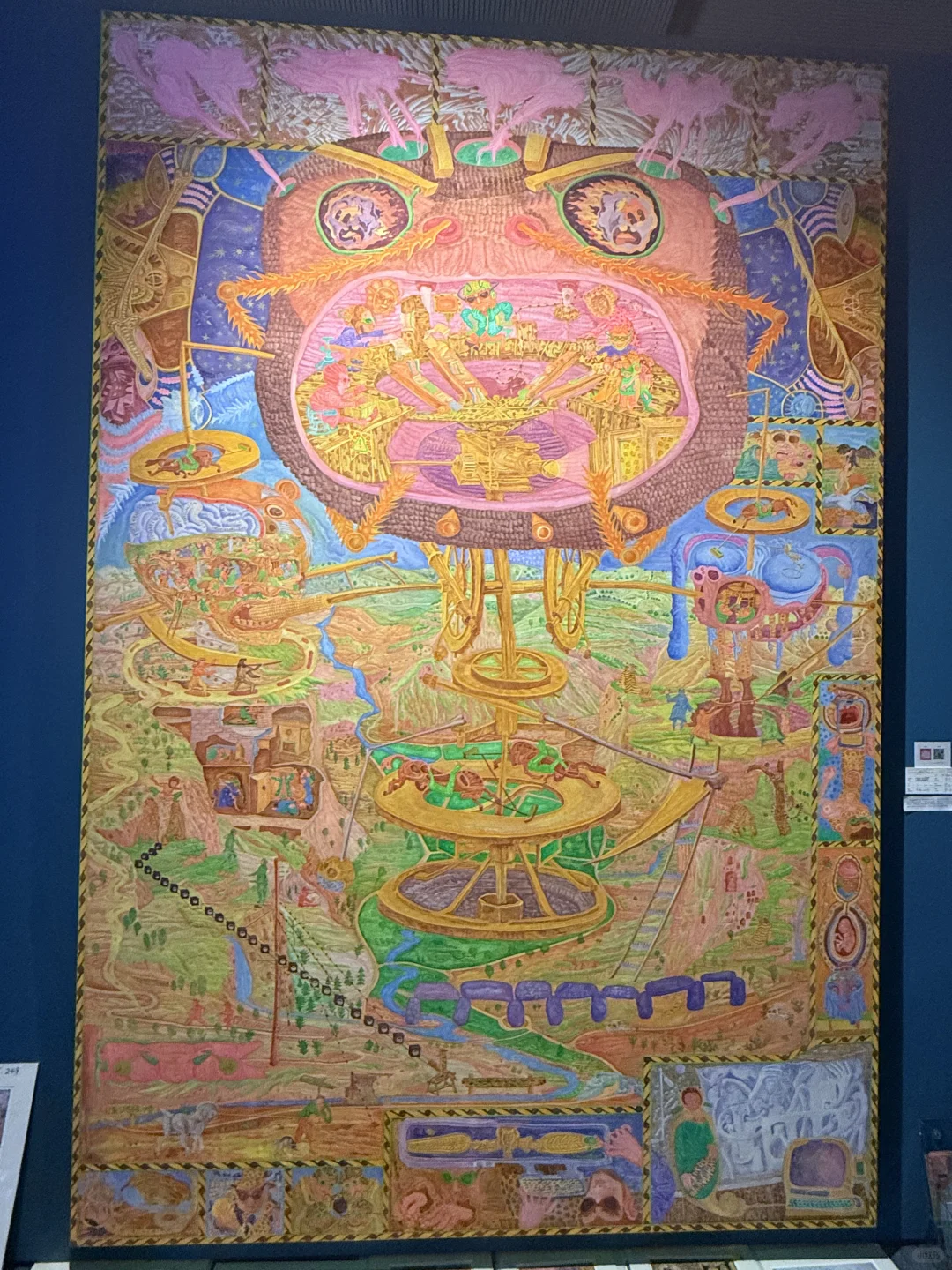 央美毕业展人好多