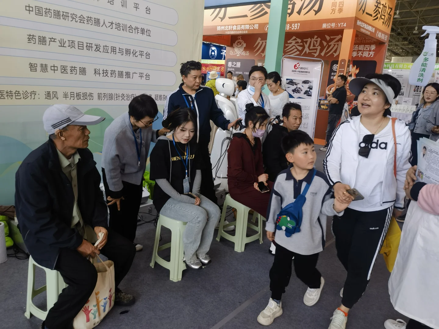 天气好，活动爆满了！