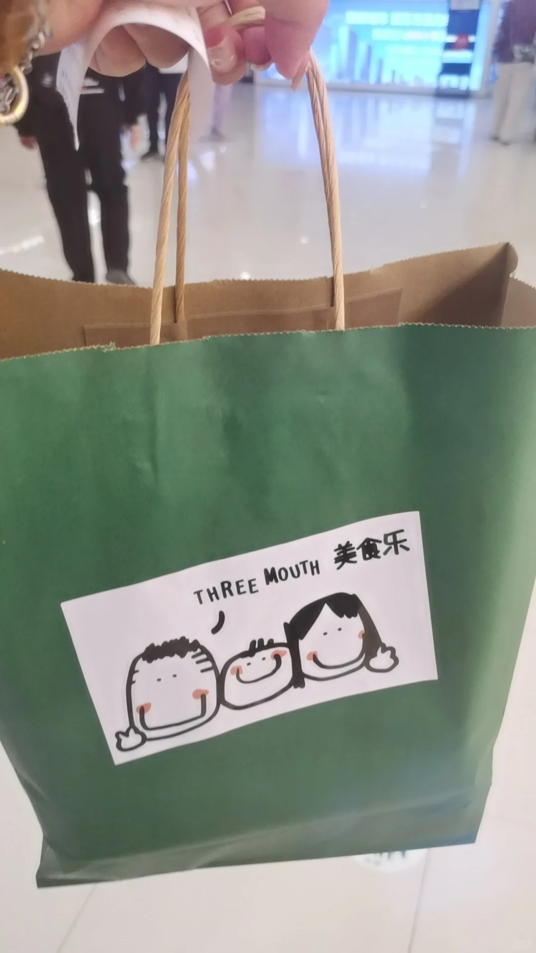 会展中心这家面包店质量巨差