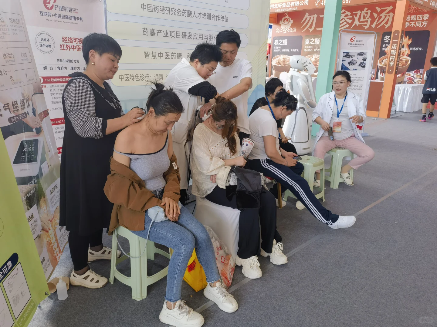 天气好，活动爆满了！