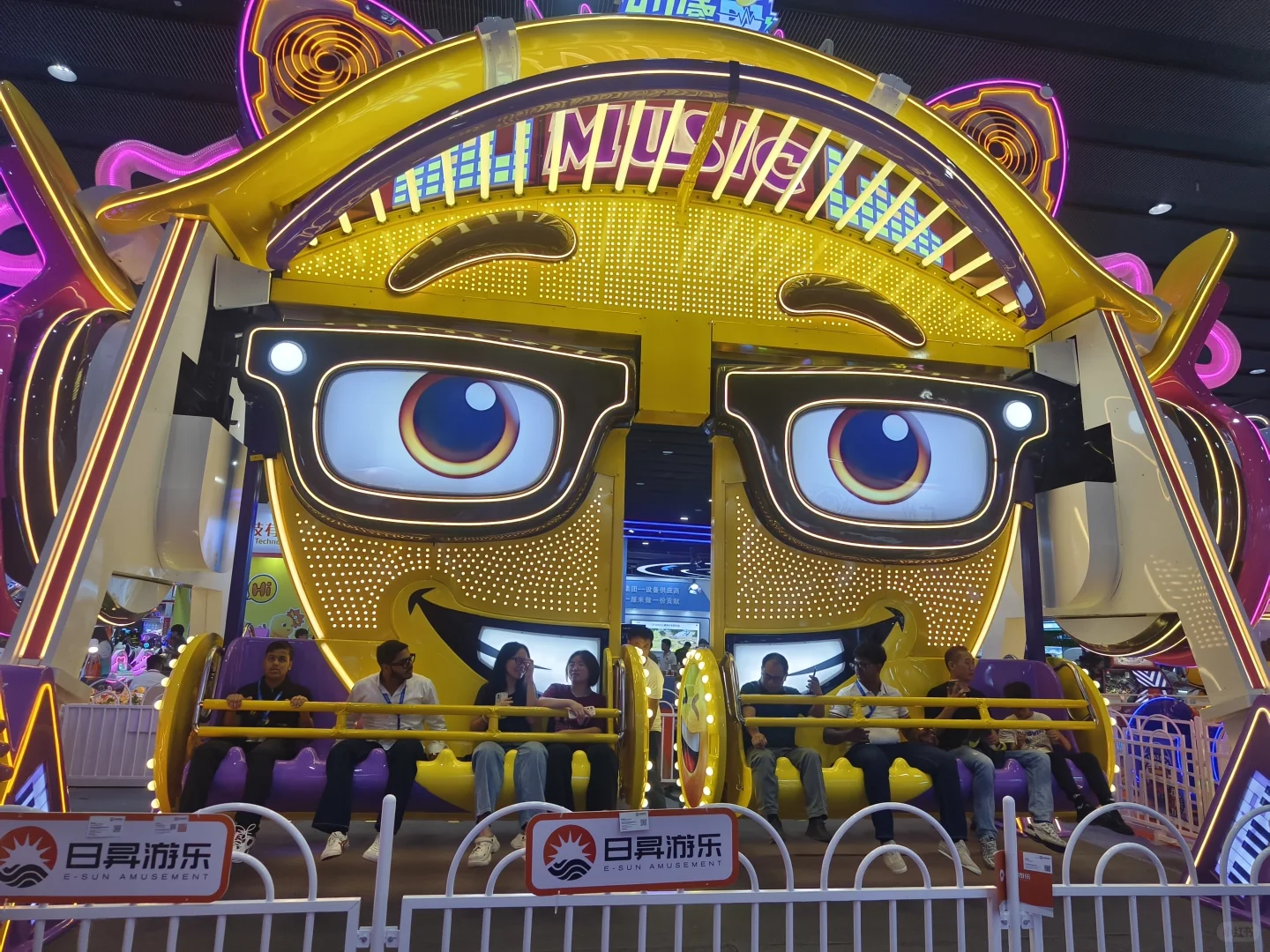 痛快地圆了游乐场的梦