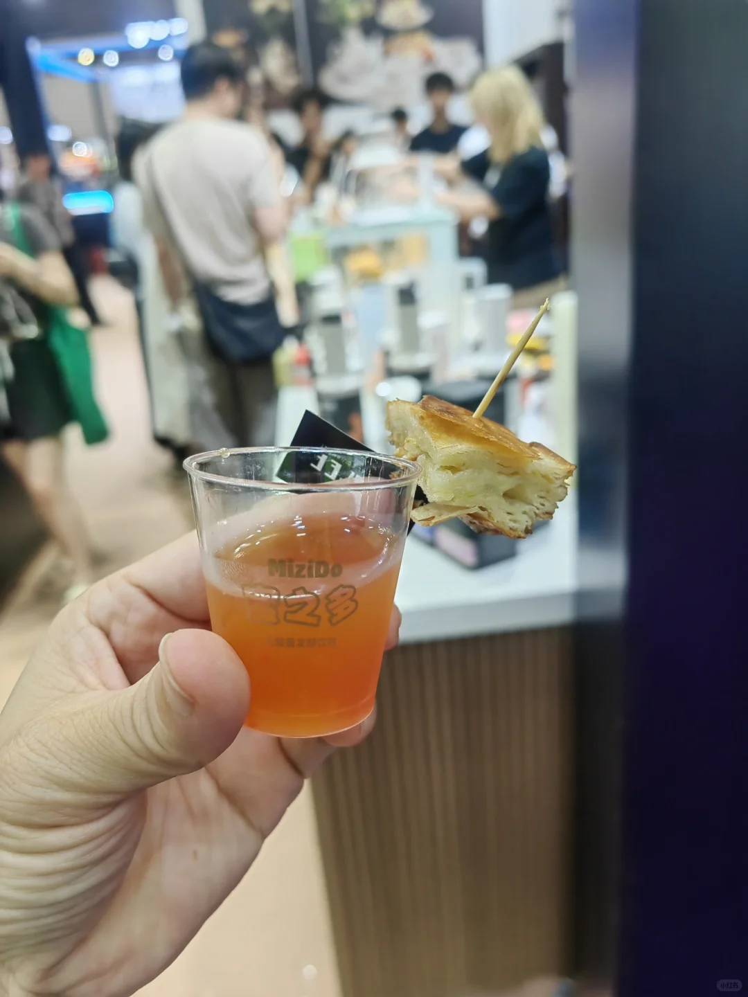 广交会展馆，吃喝玩乐的一天