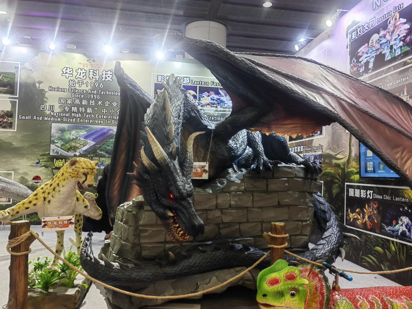 广交会展馆，吃喝玩乐的一天