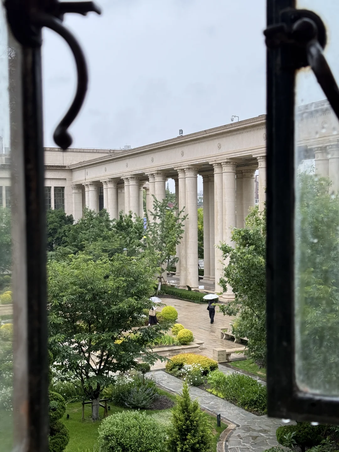 提升审美！！下暴雨也要去看的影像展！！！