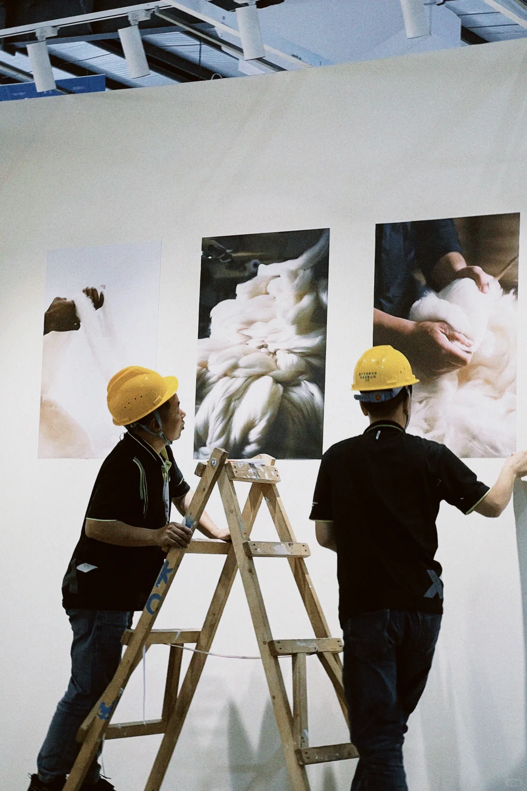 这次的服装展会都是大家伙