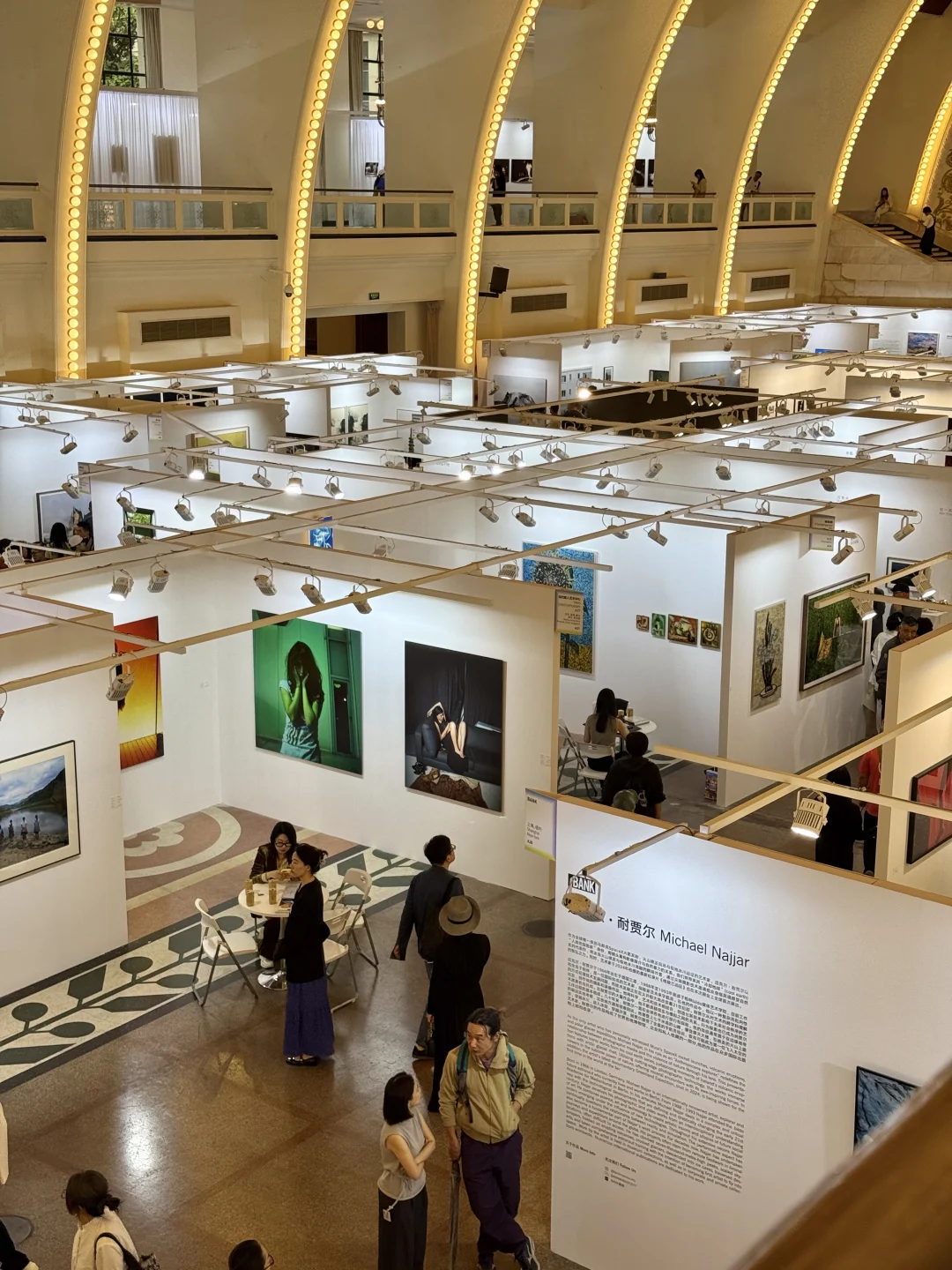 提升审美！！下暴雨也要去看的影像展！！！