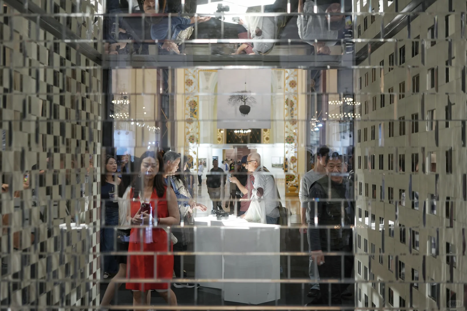 看展-影像上海艺术博览会