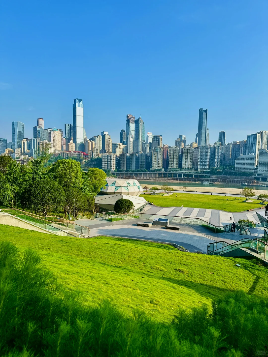 重庆曼哈顿钻石广场?