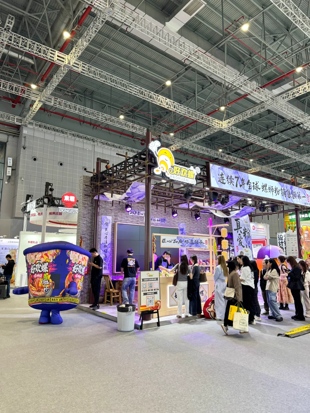 谁能解释一下上海这种现象。。。。。