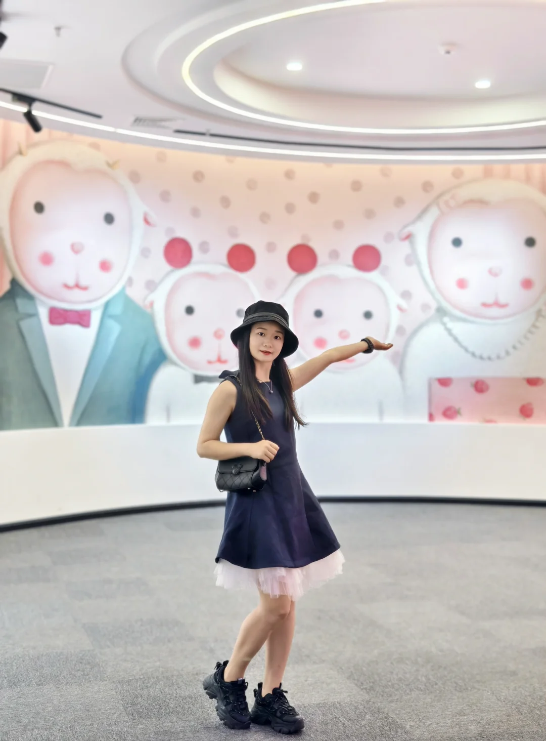 深圳新展很哇塞！多巴胺免费展！