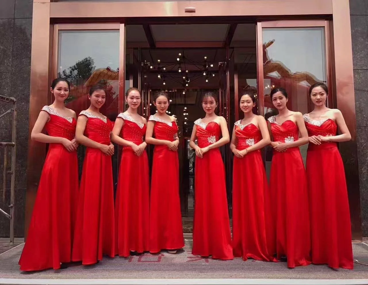 天津充场演员公司-展会发传单-展会礼仪