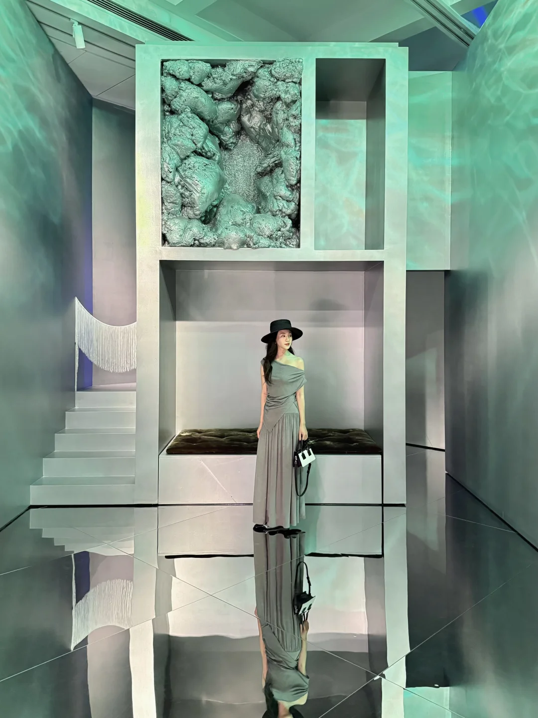 上海外滩新展！！在梦境与现实中…?⚪️