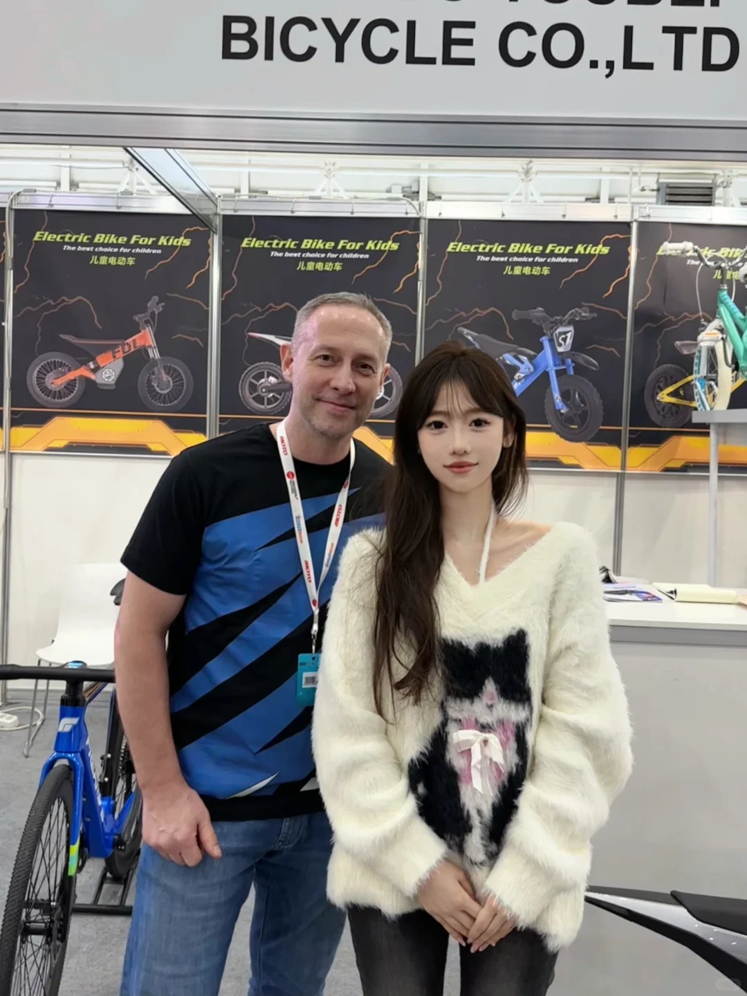 莫斯科展会翻译之老板付我明年翻译定金！