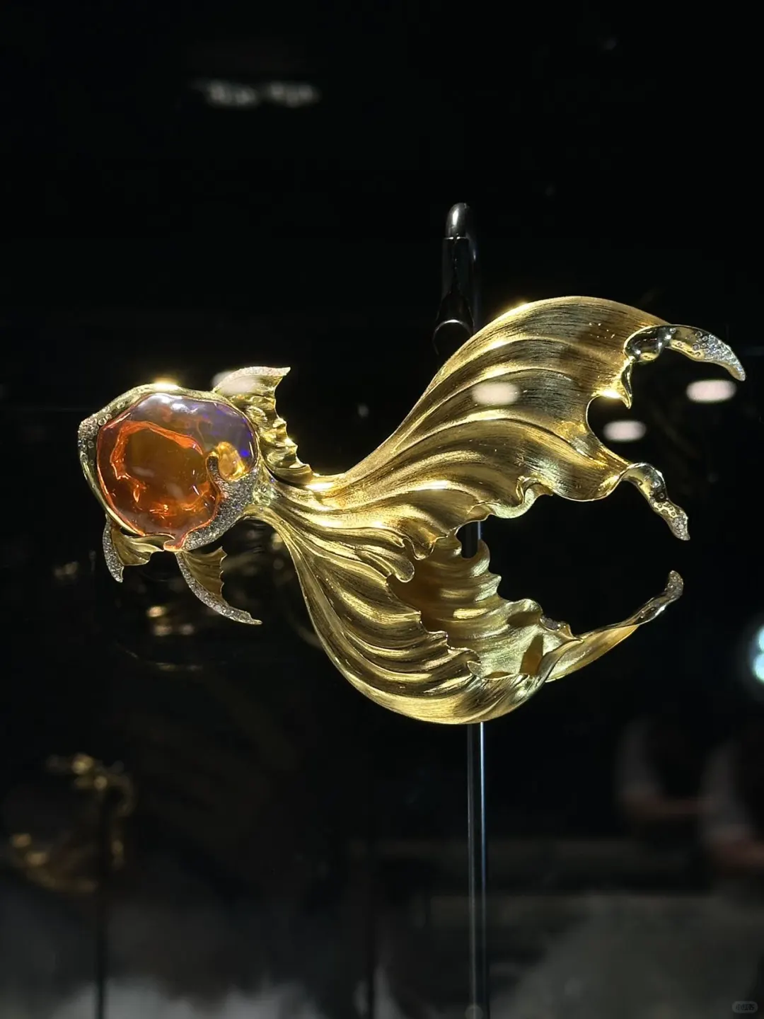 魔都坠大珠宝展?超燃超闪！它来咯