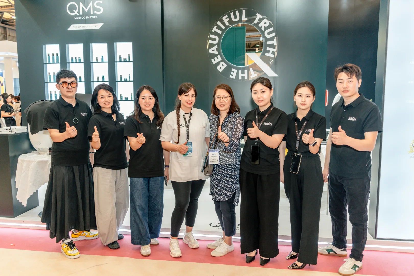 05大学生周末勇闯展会摄影vlog@1200