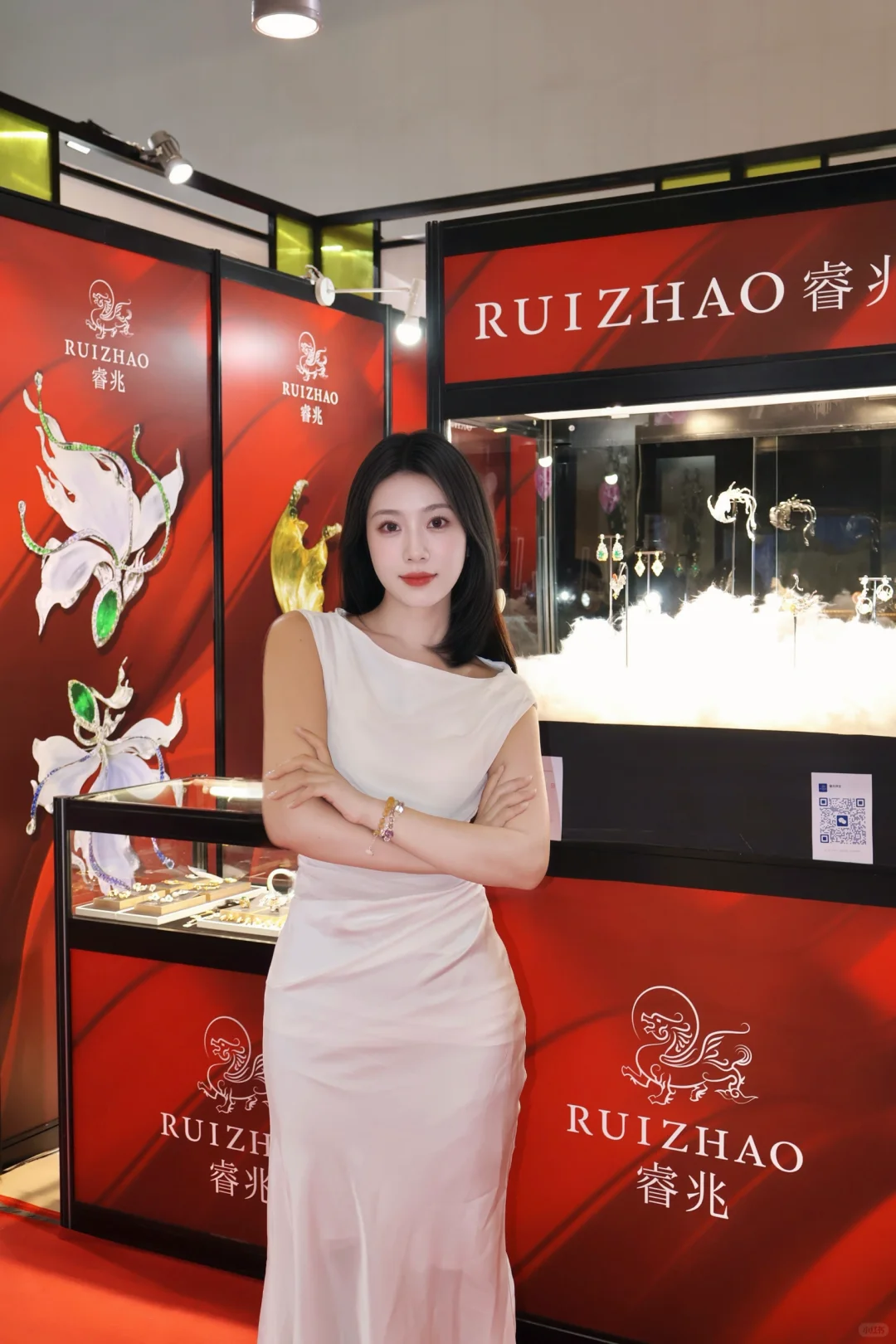 魔都坠大珠宝展?超燃超闪！它来咯