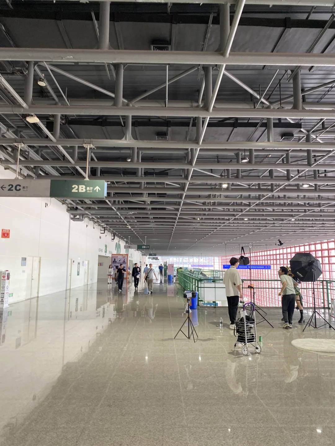 走出会展中心的时候，我想我会怀念的?