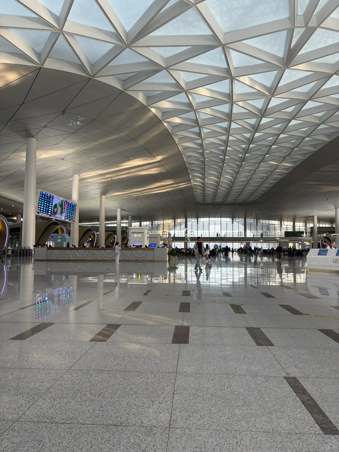 医美小白入行第三个月，展会结束?返京了