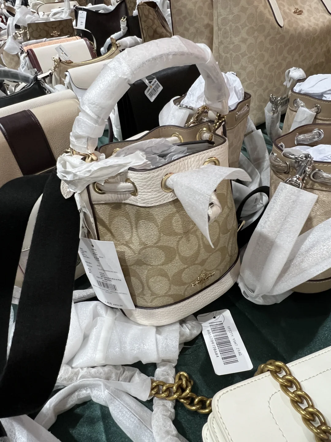 厦门人买包都这样捡漏的吗？？！？