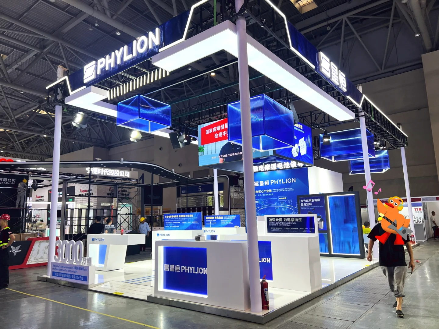 摩博会搭建现场 看到一个很靓仔的展台