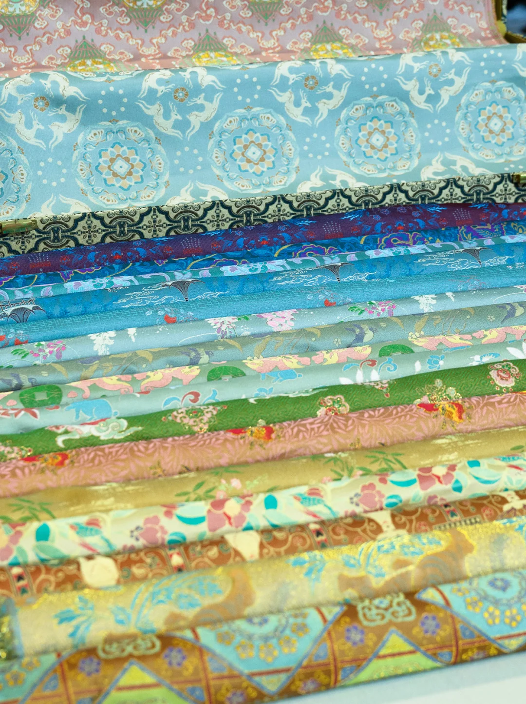 展会首日直击！钱小萍宋锦坊引爆LINK-TCE