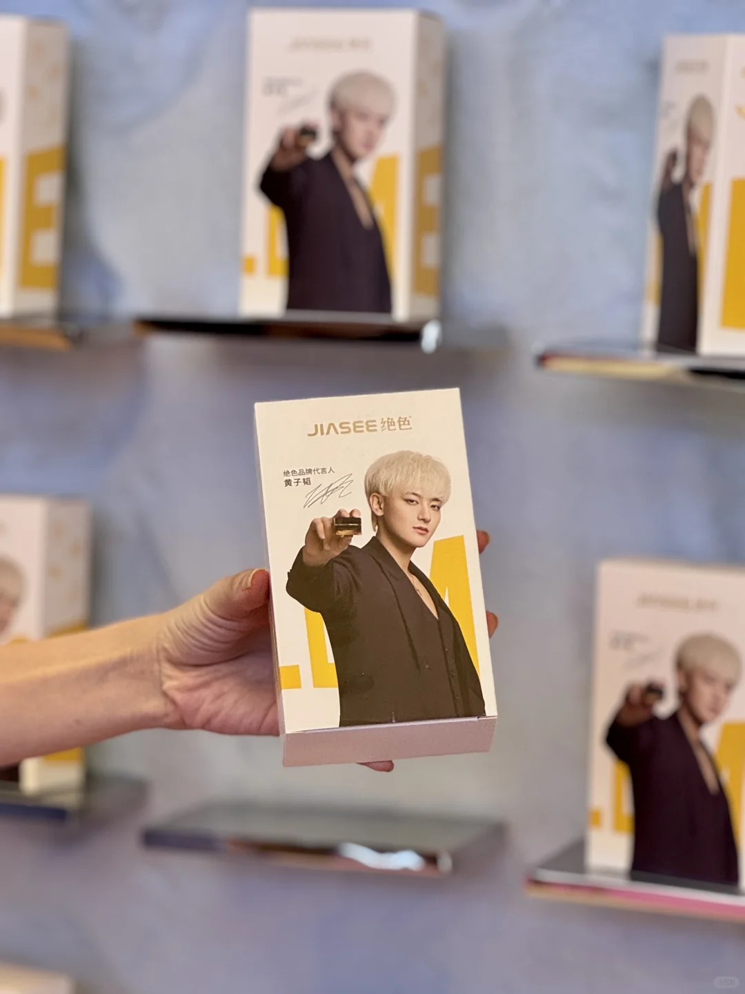 美博会尖叫现场！冰山打卡+抗皱黑科技