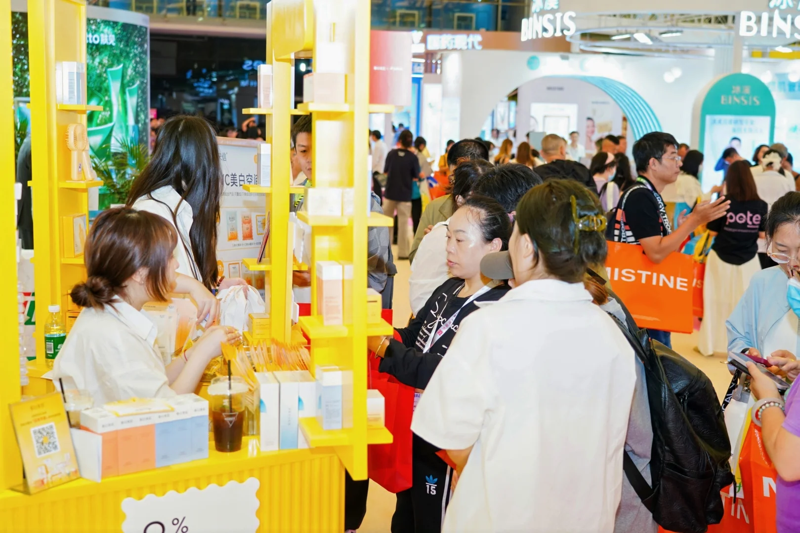 我宣布这个展会上最好玩的是这里！