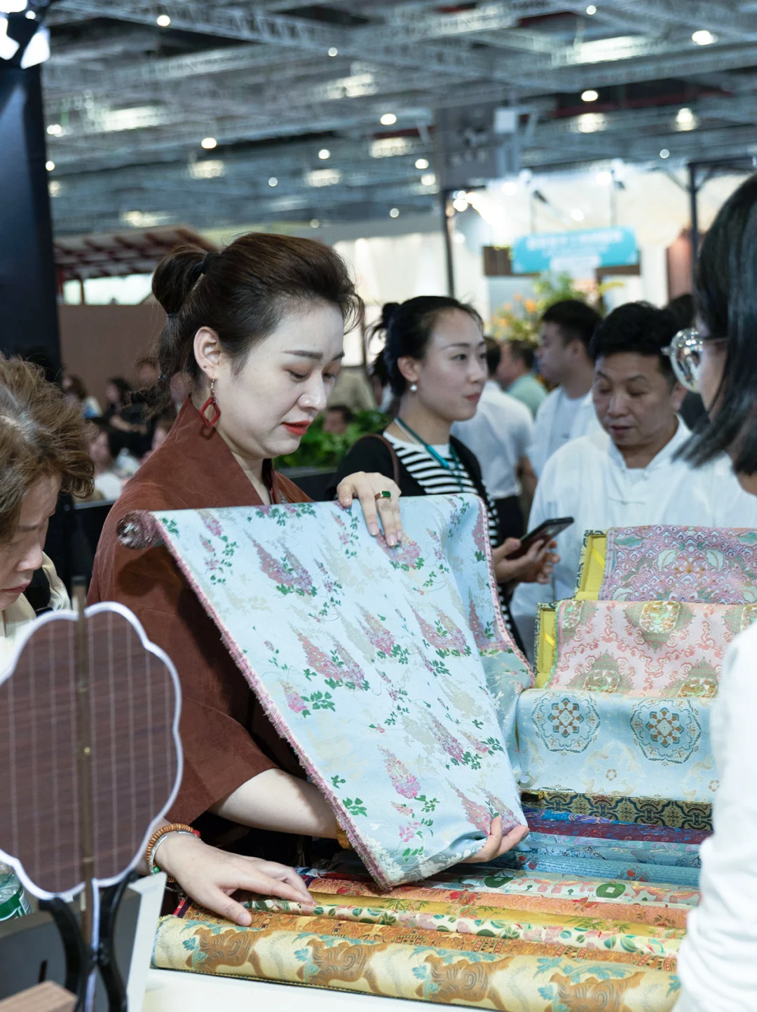 展会首日直击！钱小萍宋锦坊引爆LINK-TCE