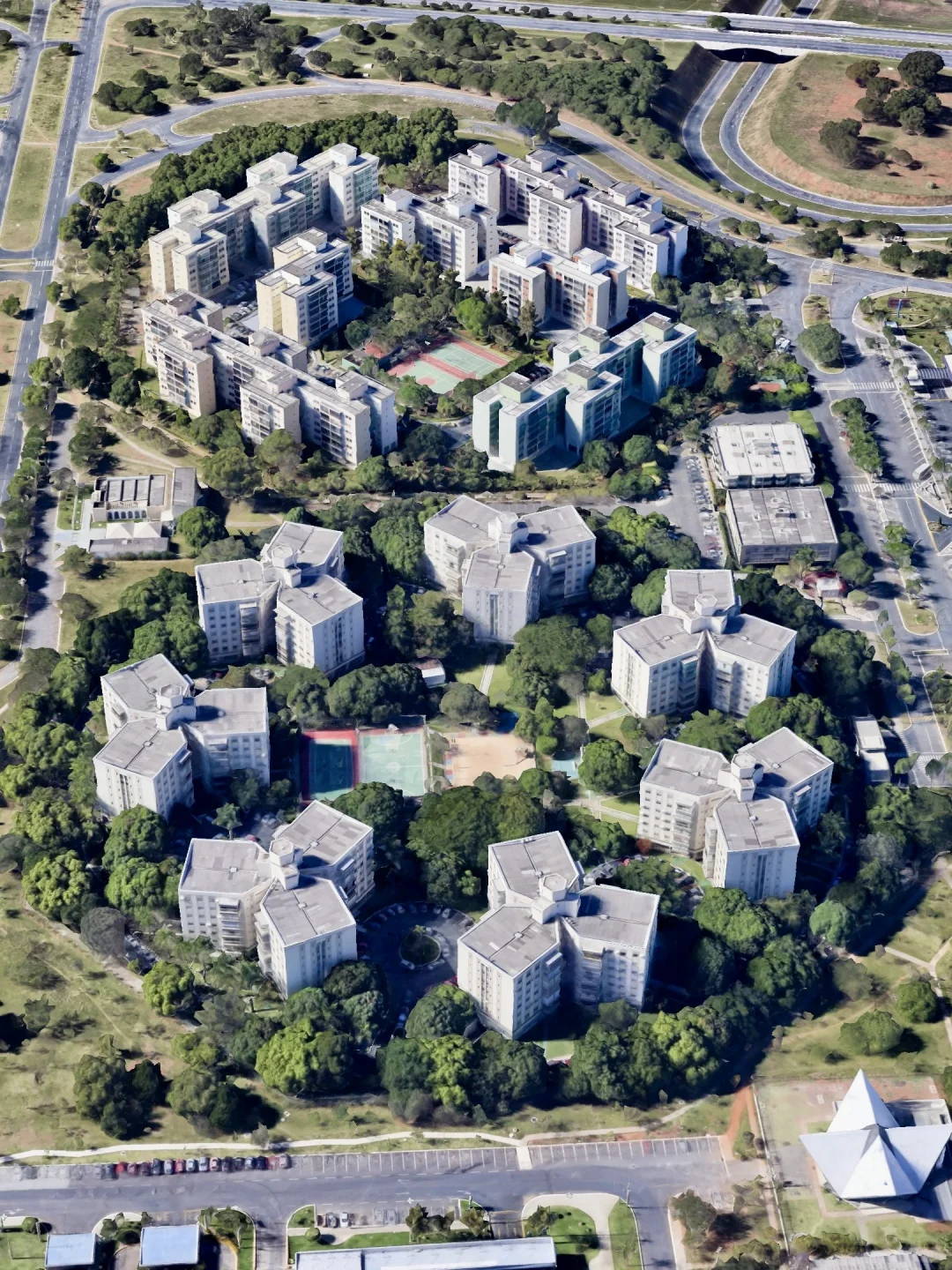 巴西利亚:首都、第三大城市、人类文化遗产