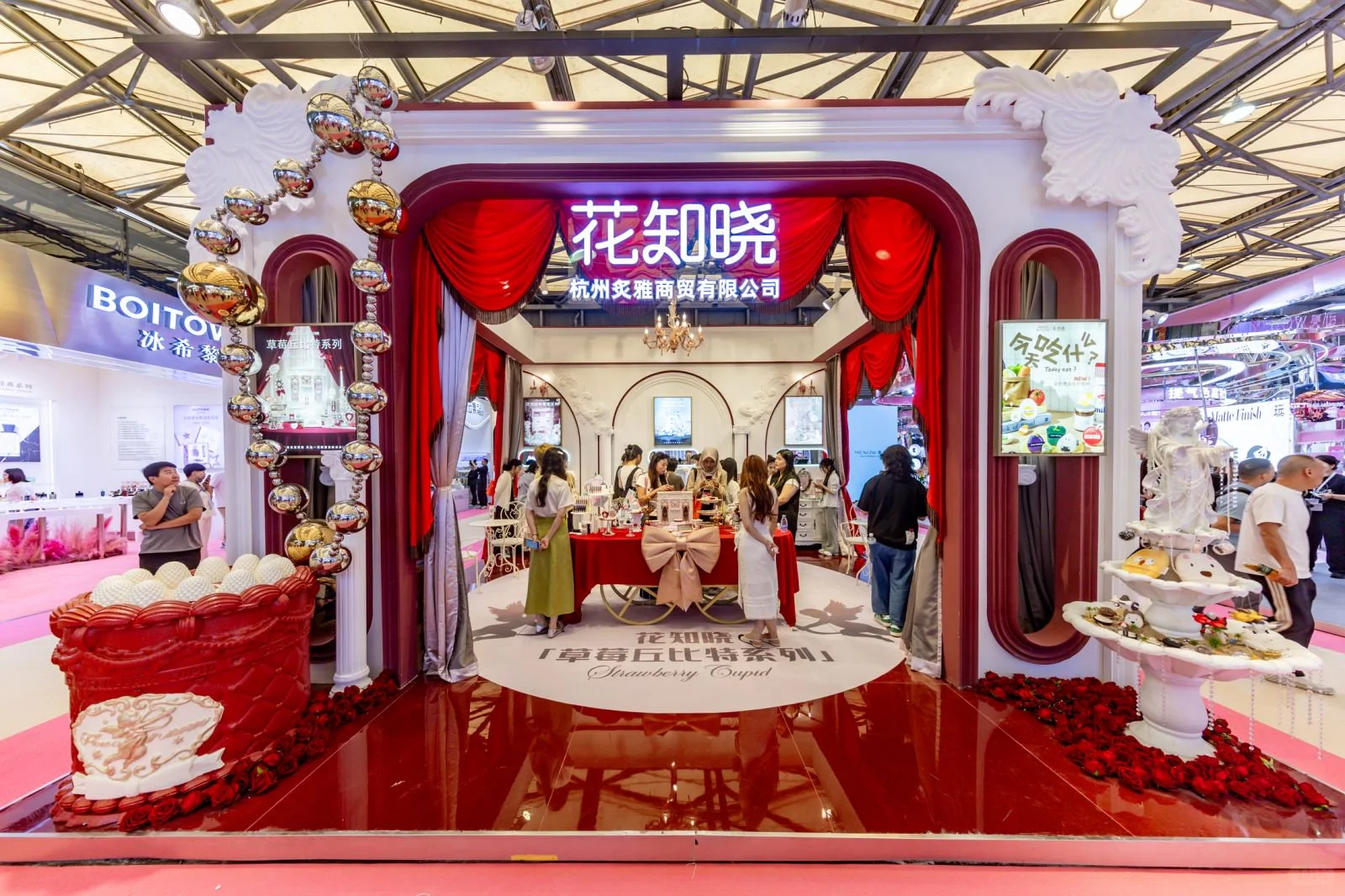 太美了这里真的别错过了?美博会花知晓展台