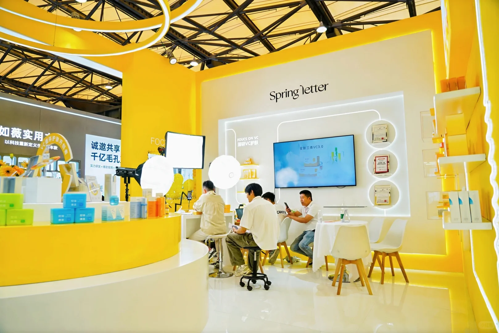 我宣布这个展会上最好玩的是这里！