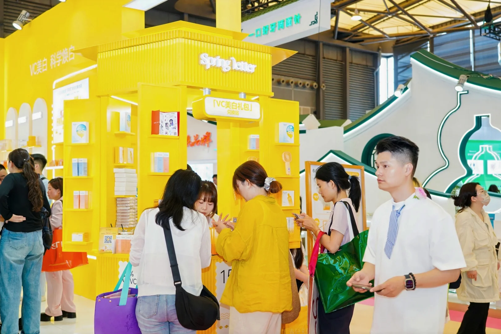 我宣布这个展会上最好玩的是这里！