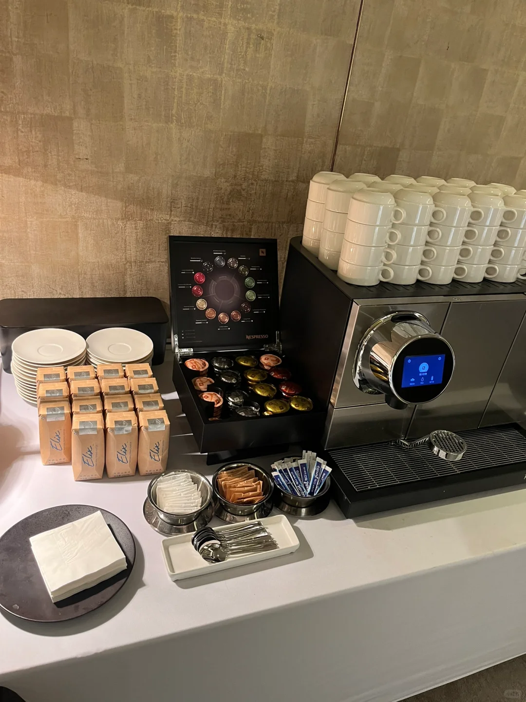 美妆外贸人忙碌充实的CBE美博会之旅