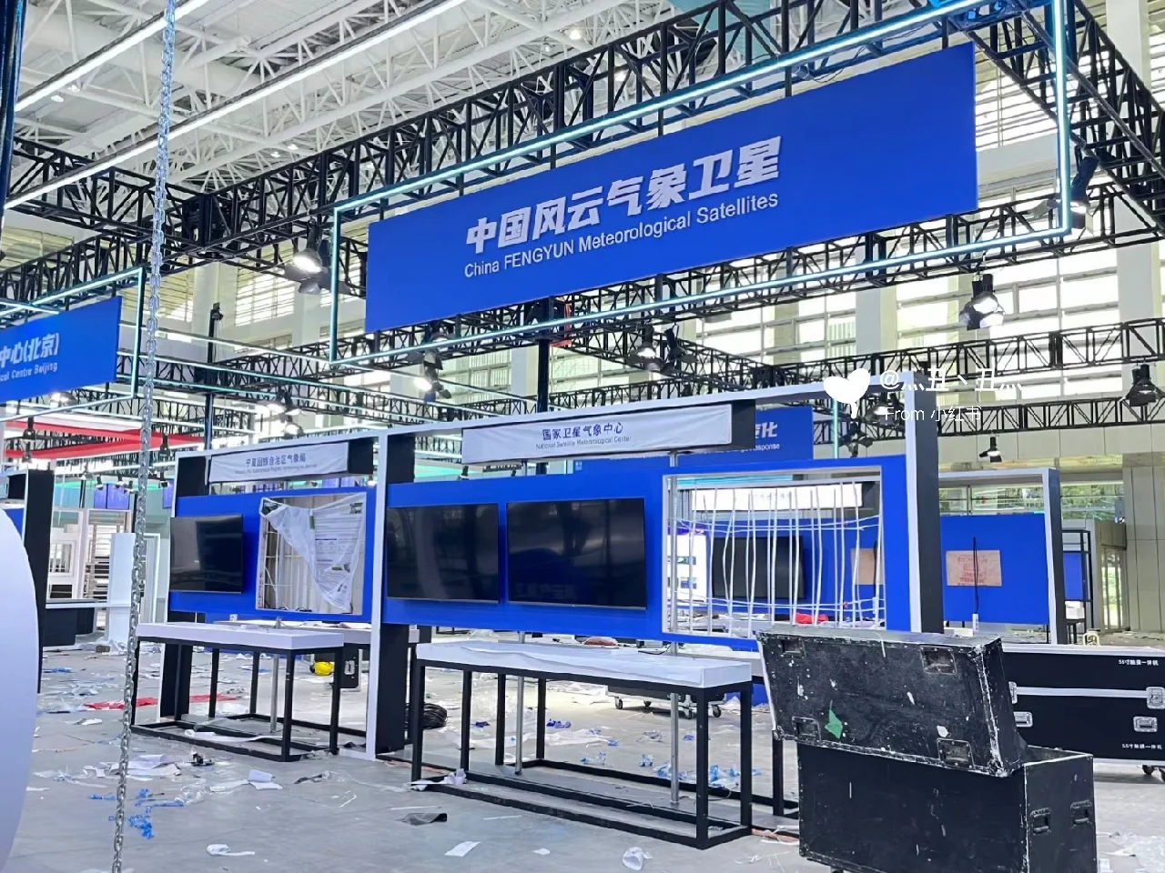 会展人的搬砖日常?下班时间到?